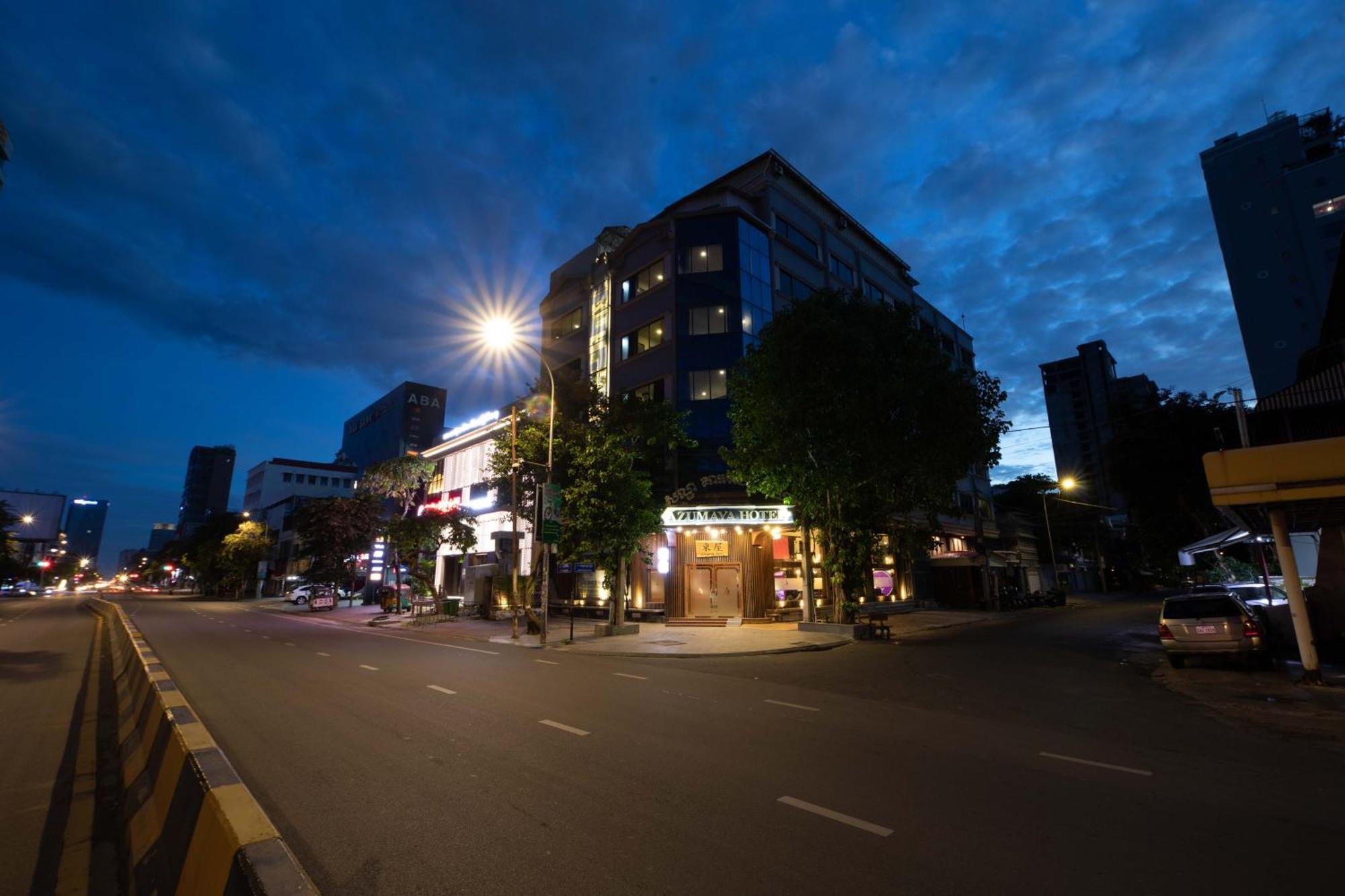 Azumaya Hotel Пном Пен Екстериор снимка